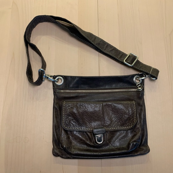 Roots Leather Tribe Crossbody Bag - Picture 1 of 6